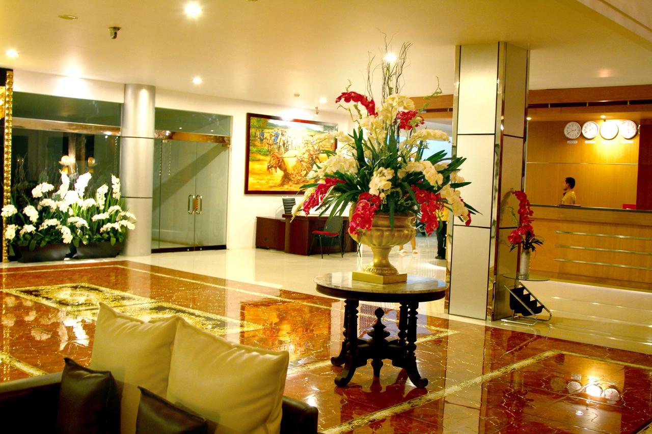 Grand Royal Taliwang Hotel Zewnętrze zdjęcie