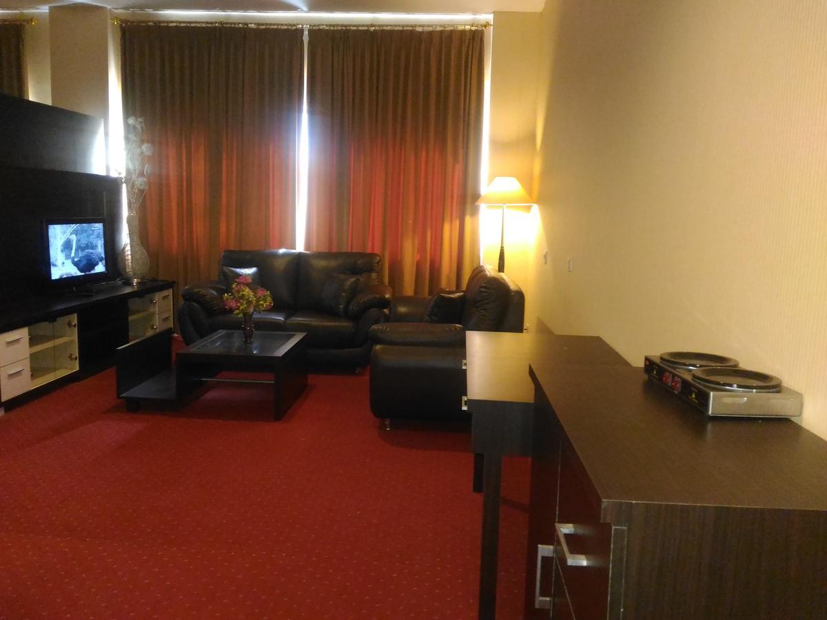 Grand Royal Taliwang Hotel Zewnętrze zdjęcie