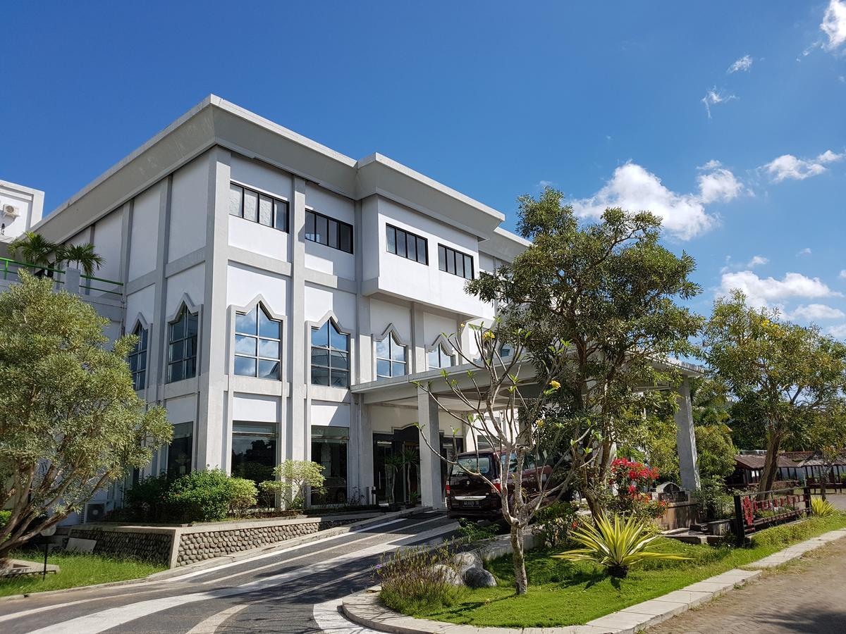 Grand Royal Taliwang Hotel Zewnętrze zdjęcie
