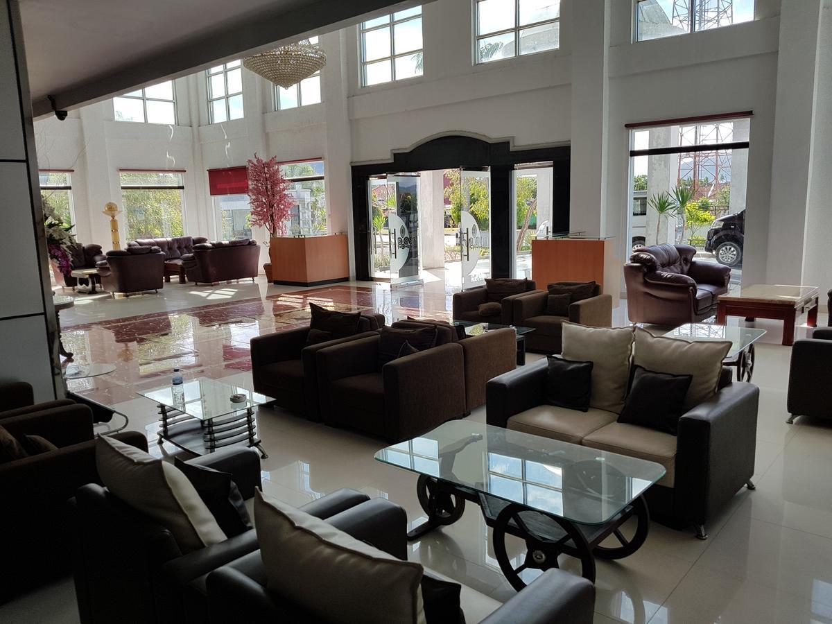 Grand Royal Taliwang Hotel Zewnętrze zdjęcie