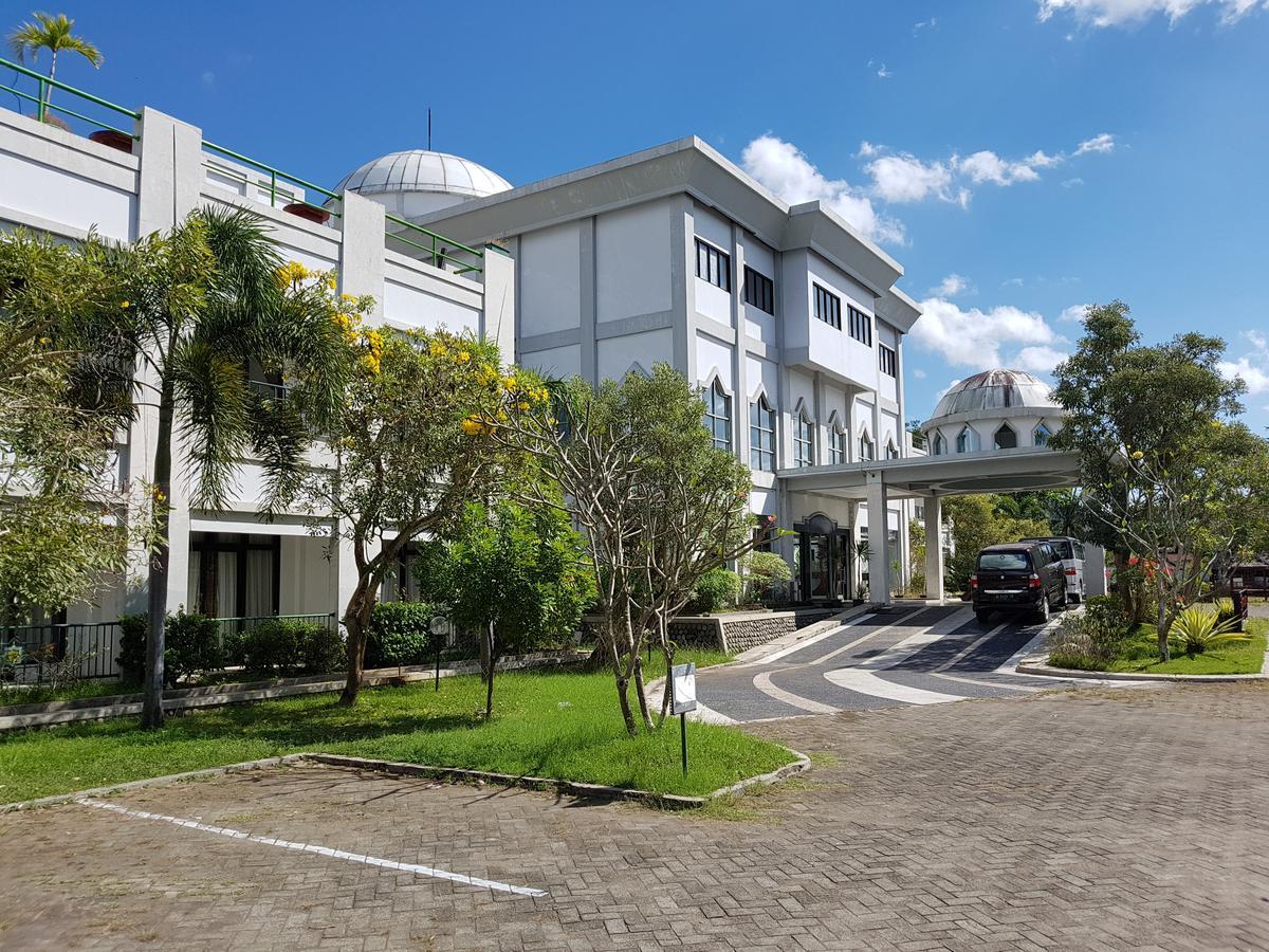 Grand Royal Taliwang Hotel Zewnętrze zdjęcie