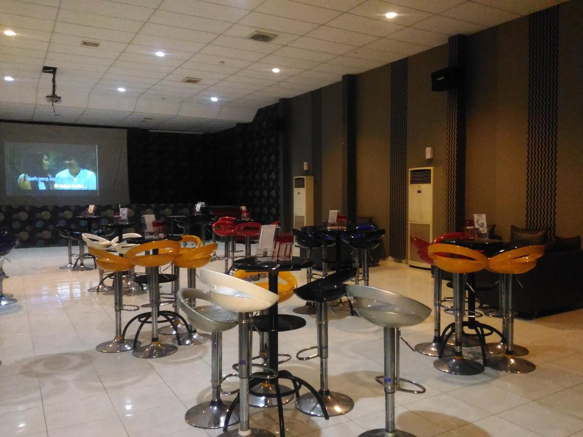 Grand Royal Taliwang Hotel Zewnętrze zdjęcie